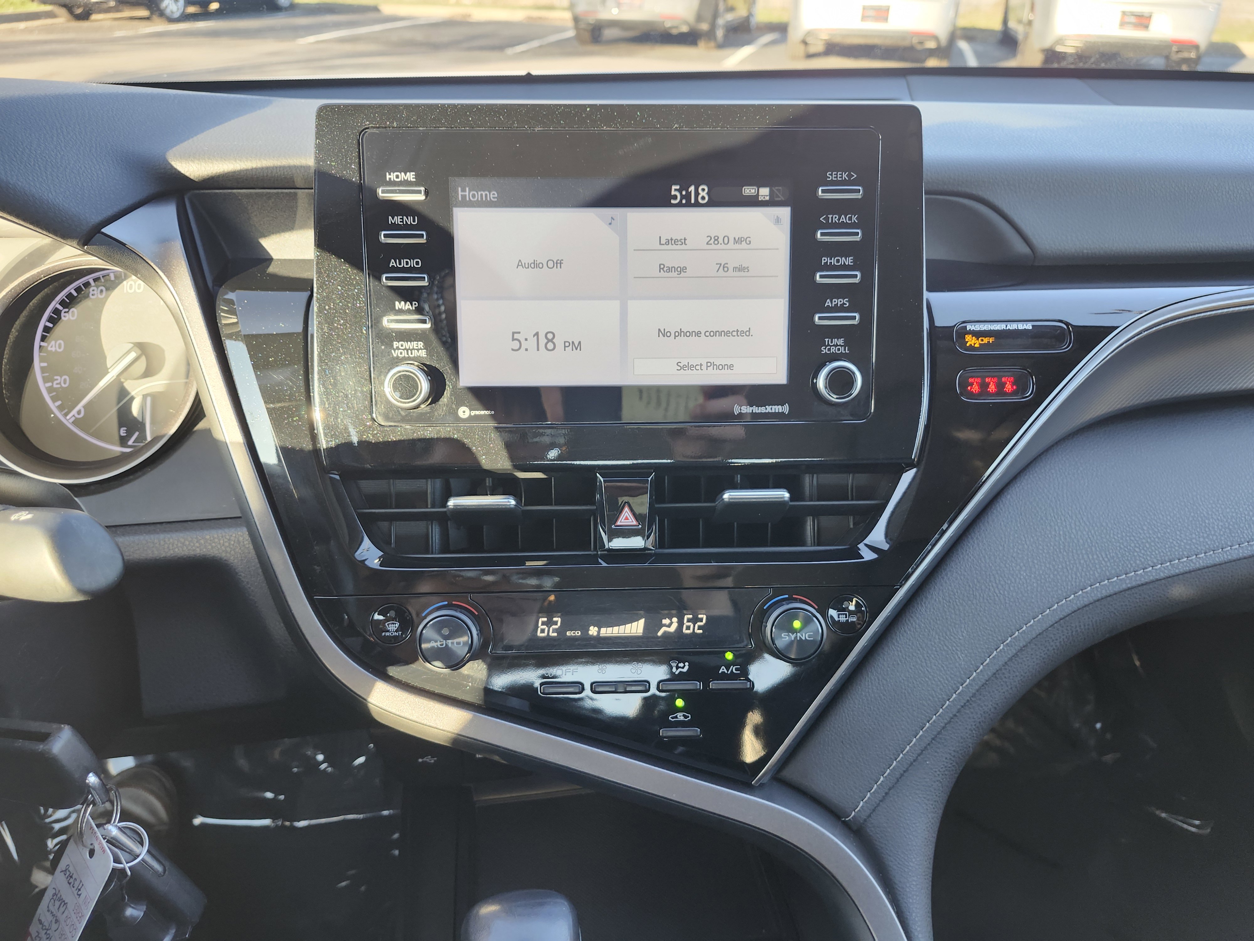 Used 2022 Toyota Camry SE image 30