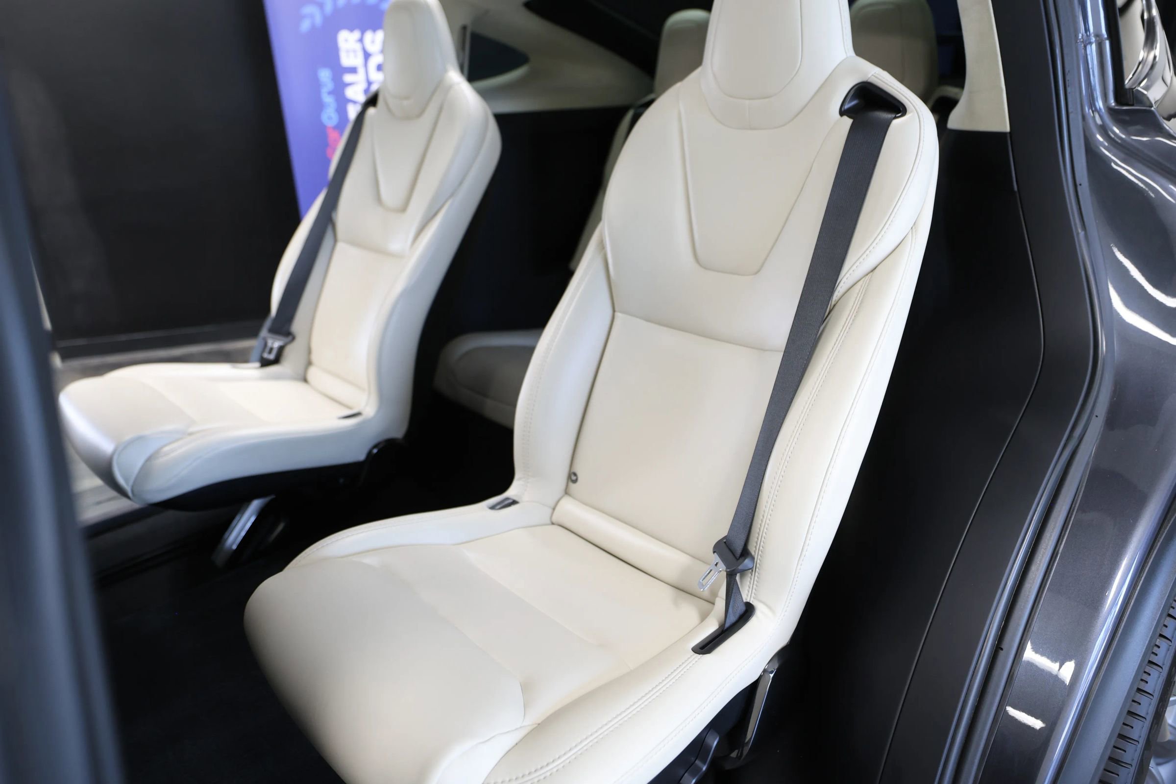 Used 2018 Tesla Model X 100D image 46