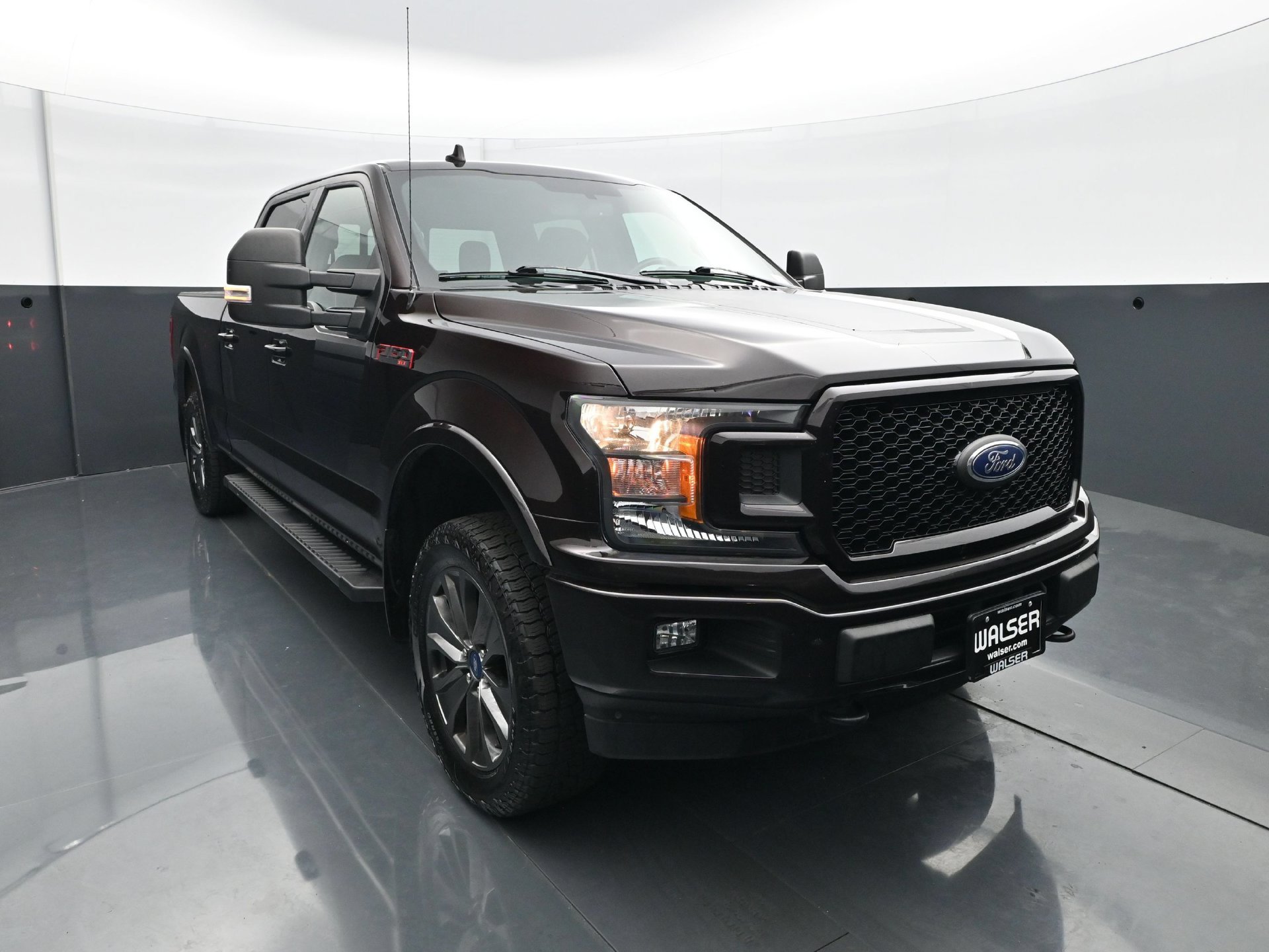 Used 2018 Ford F150 XLT w/ Equipment Group 302A Luxury AWD/4WD image 11