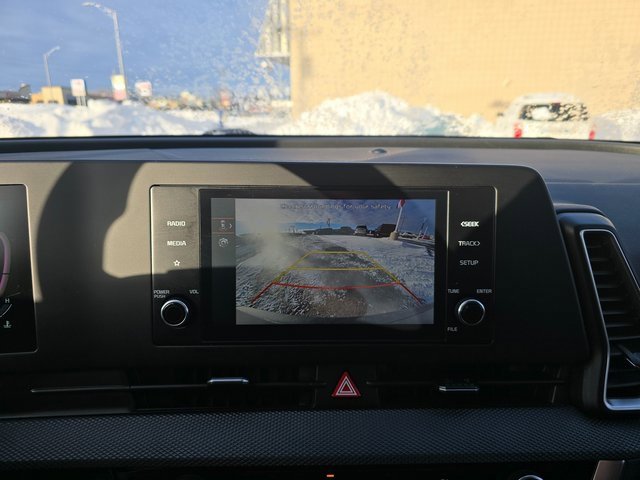 Used 2024 Kia Sportage LX image 15