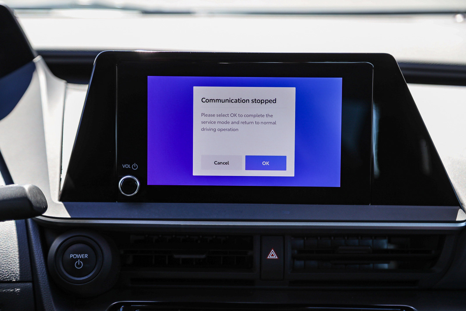 Certified 2024 Toyota Prius LE FWD image 15