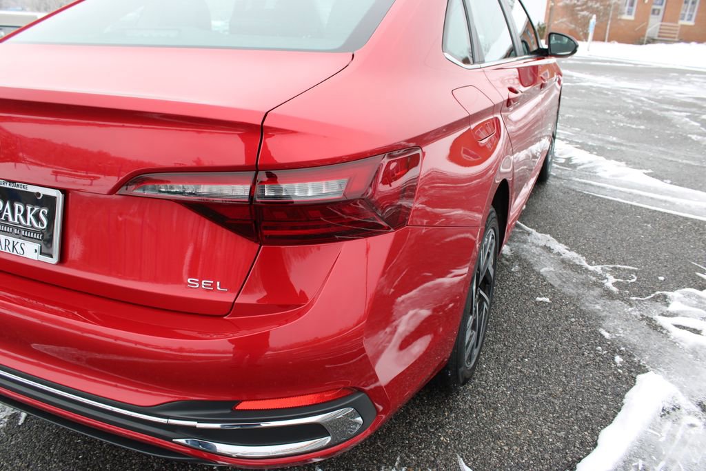 Used 2022 Volkswagen Jetta SEL image 44