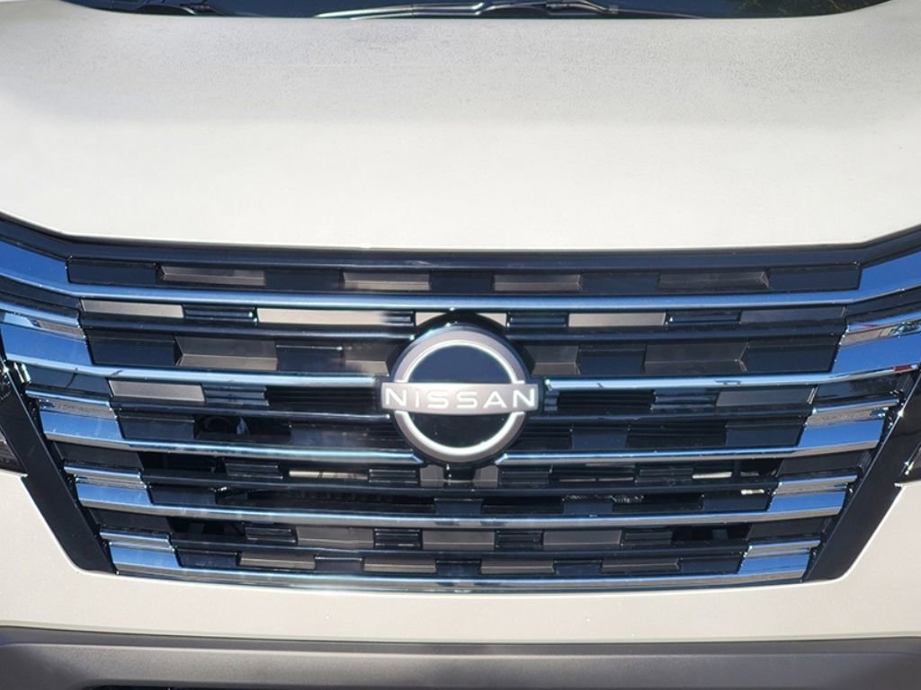 New 2026 Nissan Rogue SV FWD image 11