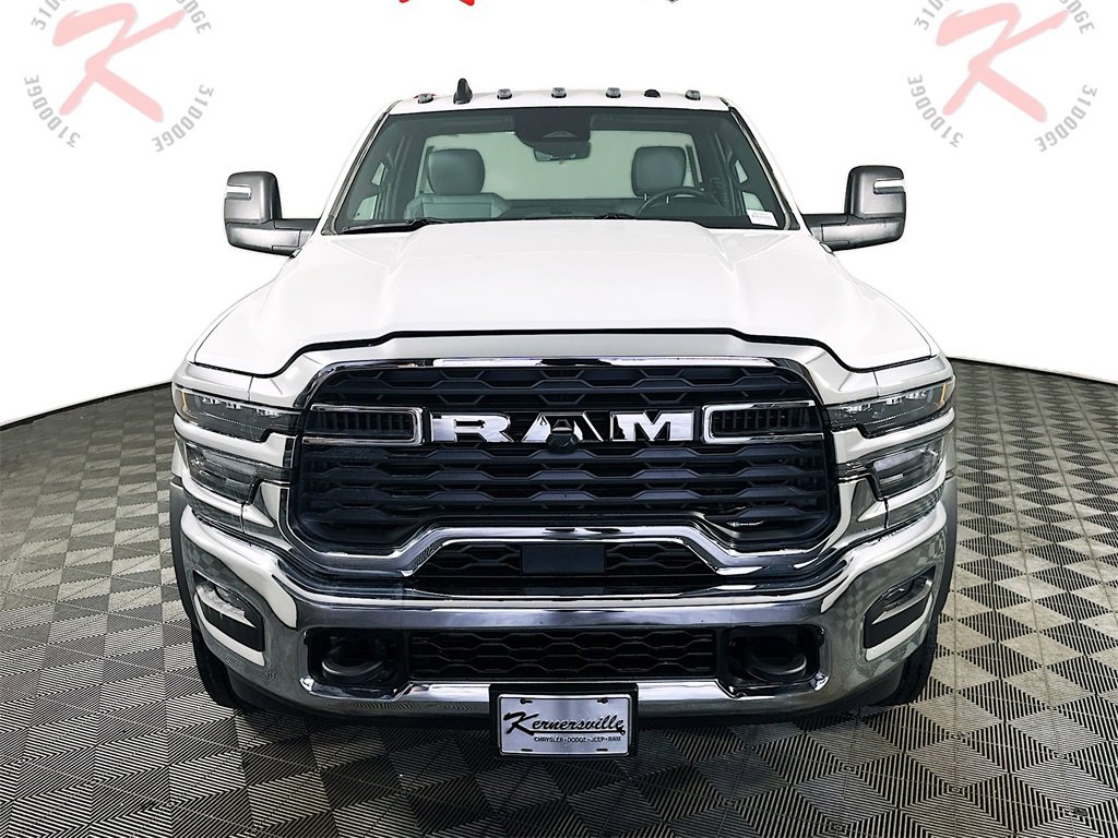 New 2026 RAM 5500 Tradesman w/ Chrome Appearance Group image 2