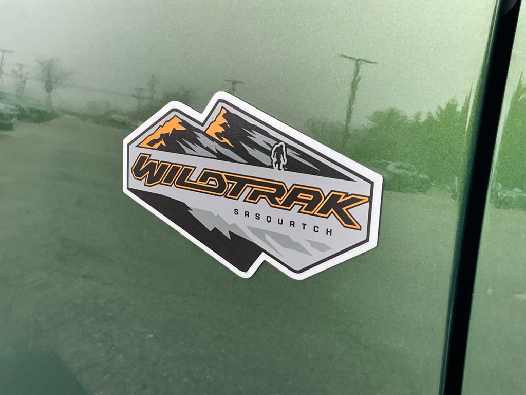 Used 2024 Ford Bronco Wildtrak image 23