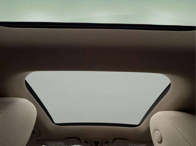 Used 2018 Mercedes-Benz GLA 250 4MATIC image 17