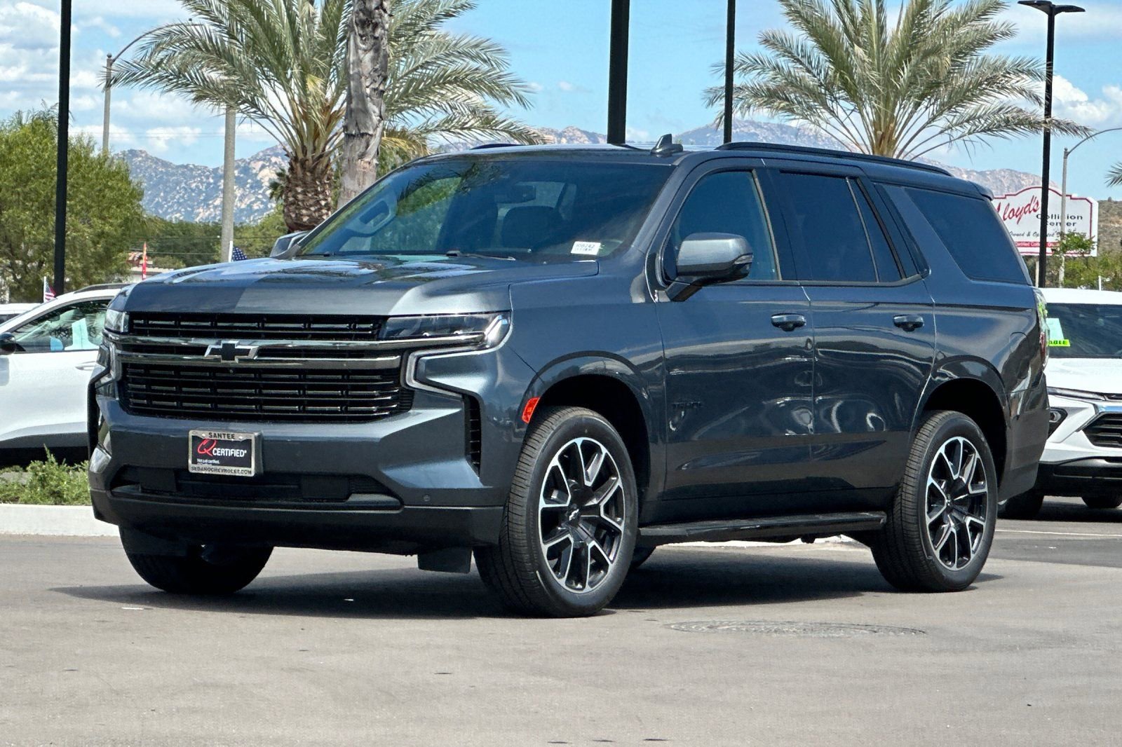 Used 2021 Chevrolet Tahoe RST w/ Luxury Package RWD image 8