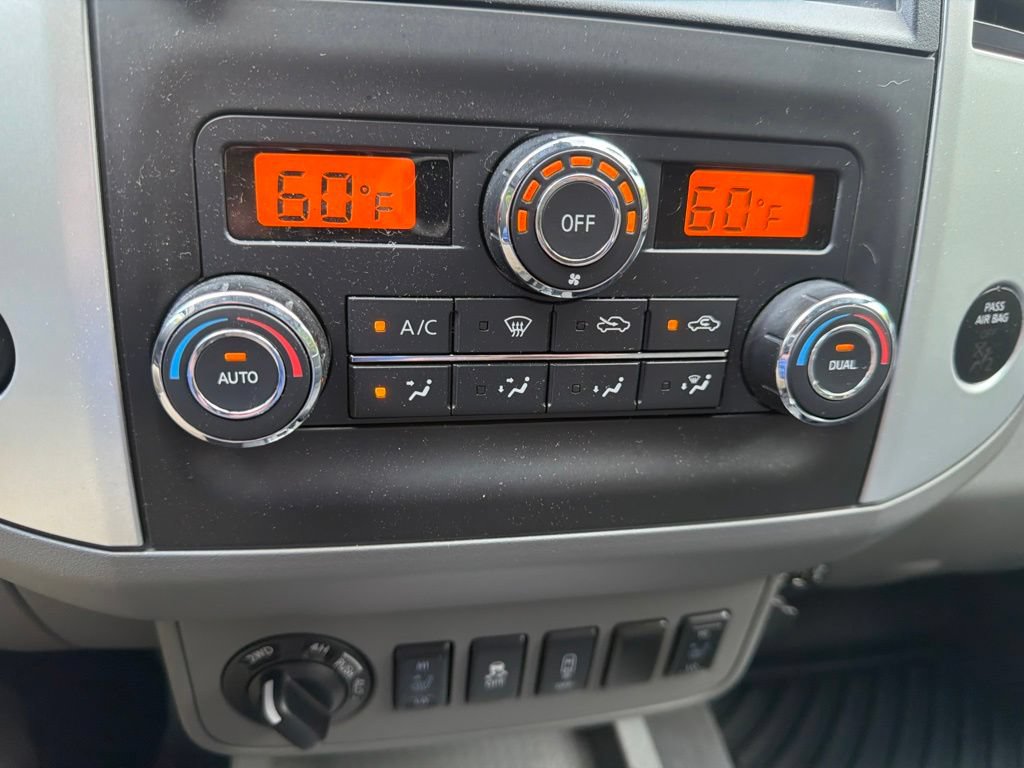 Used 2021 Nissan Frontier SV w/ Midnight Edition Floor Mats AWD/4WD image 23