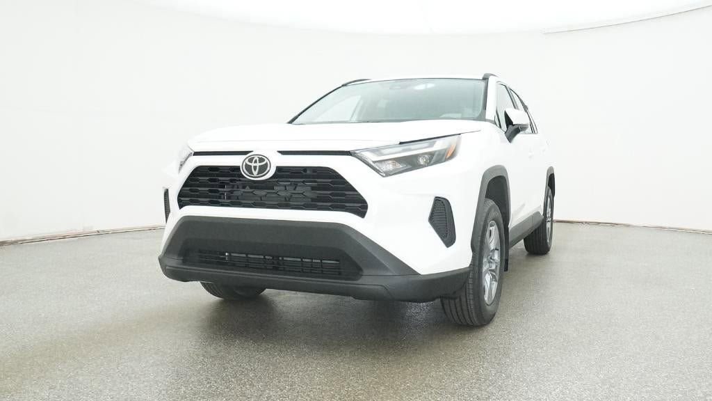 New 2025 Toyota RAV4 XLE image 32