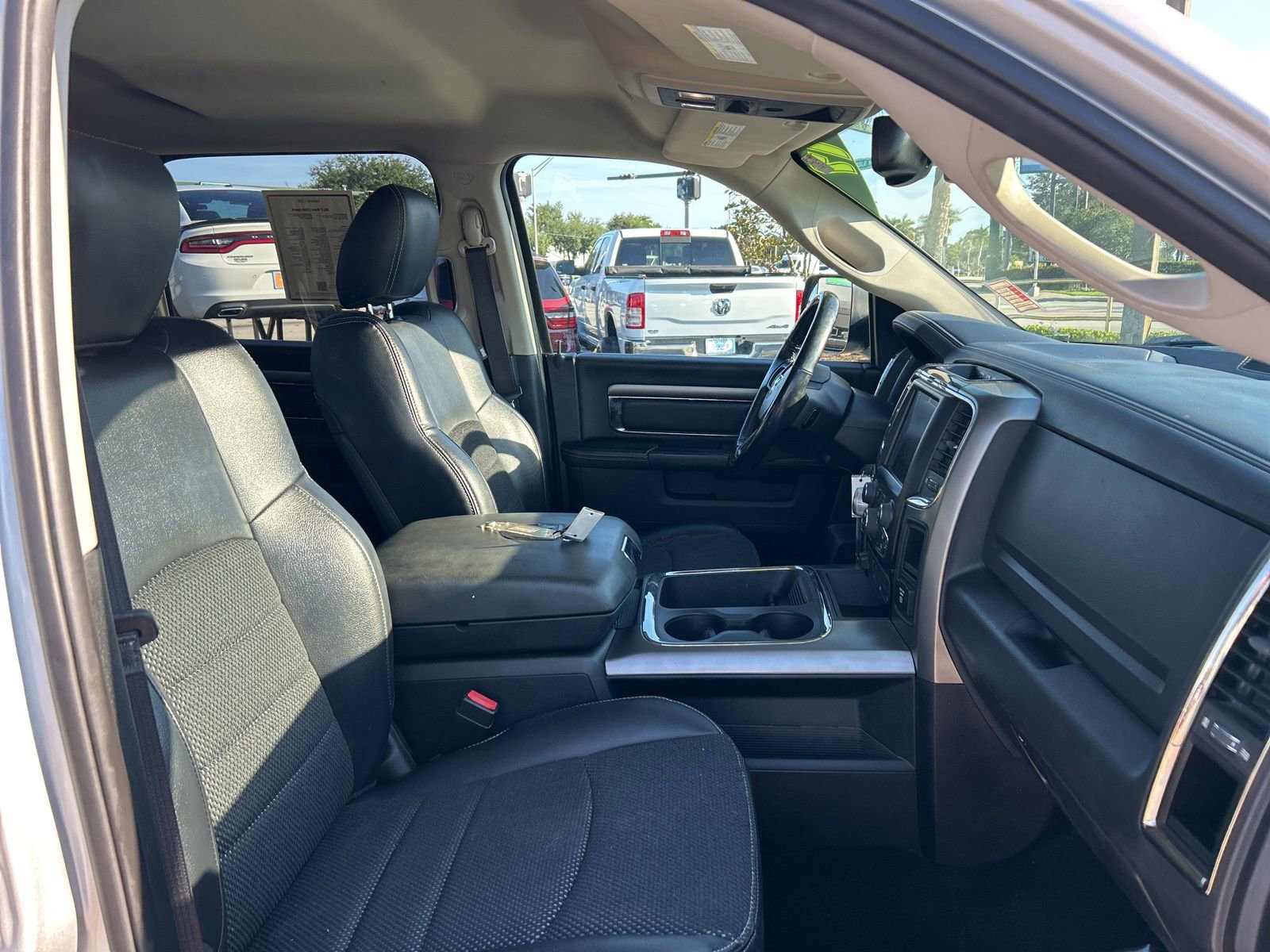 Used 2017 RAM 1500 Sport image 29