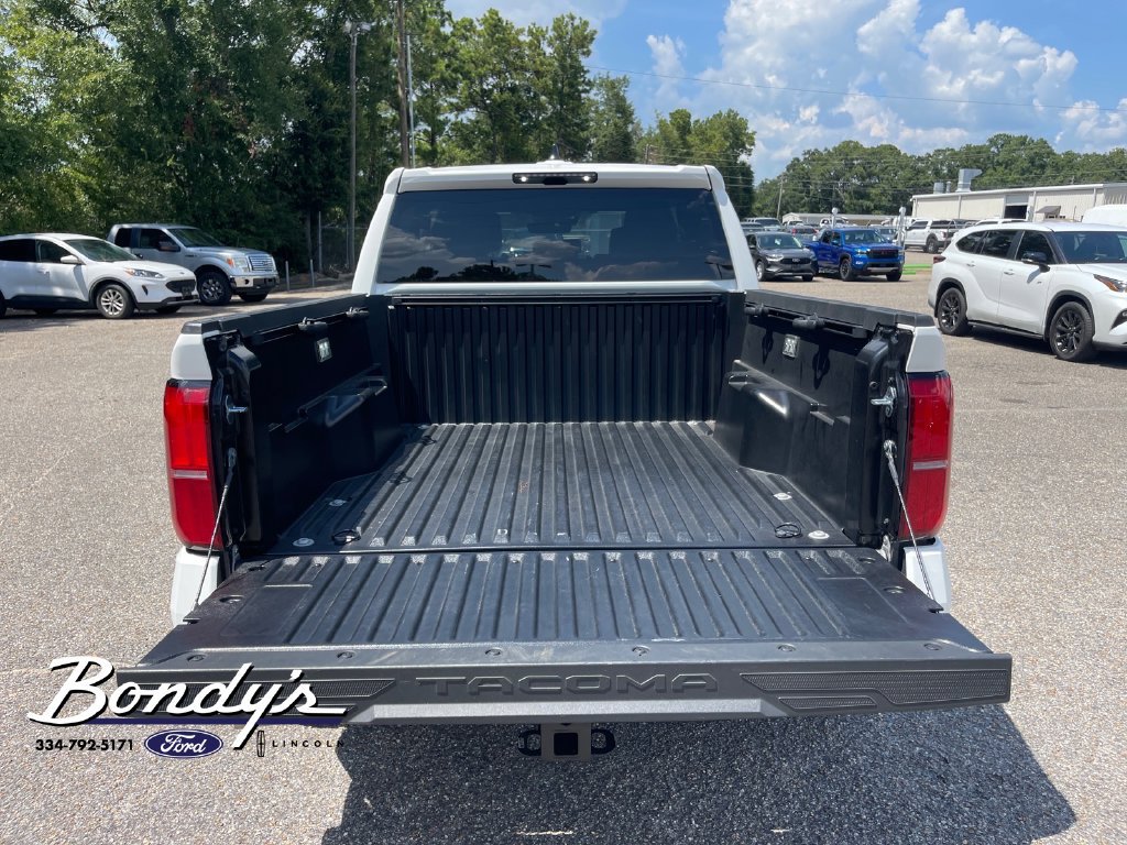 Used 2025 Toyota Tacoma TRD Sport RWD image 14