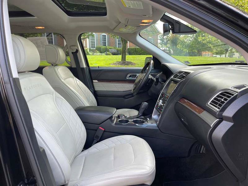 Used 2017 Ford Explorer Platinum AWD/4WD image 64