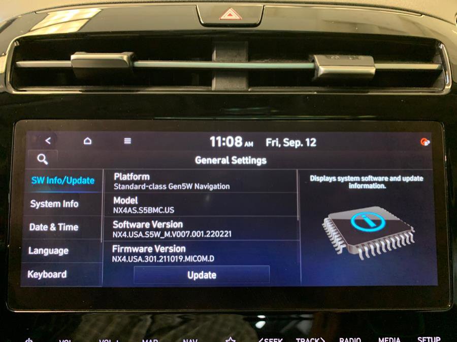 Used 2022 Hyundai Tucson Limited w/ Cargo Package AWD/4WD image 33