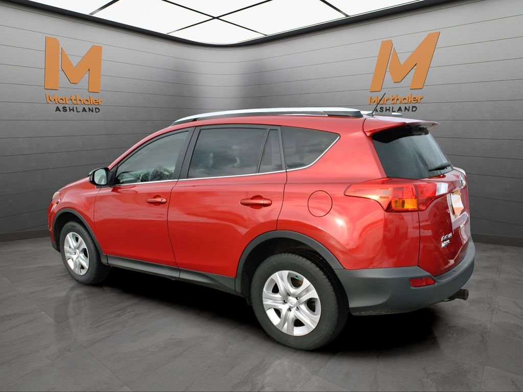 Used 2015 Toyota RAV4 LE image 2