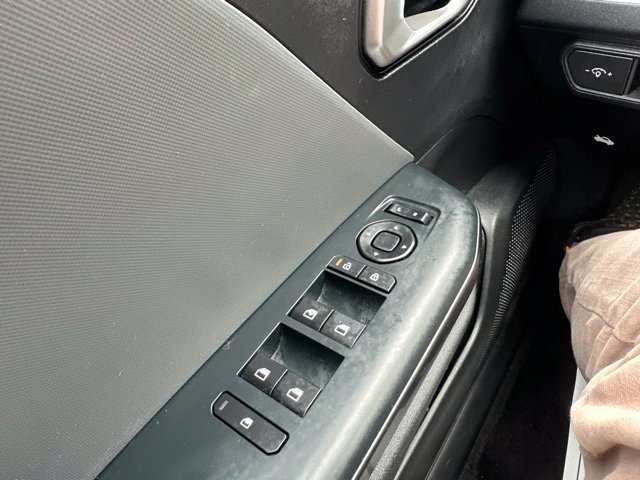 Certified 2025 Kia K4 FWD image 41