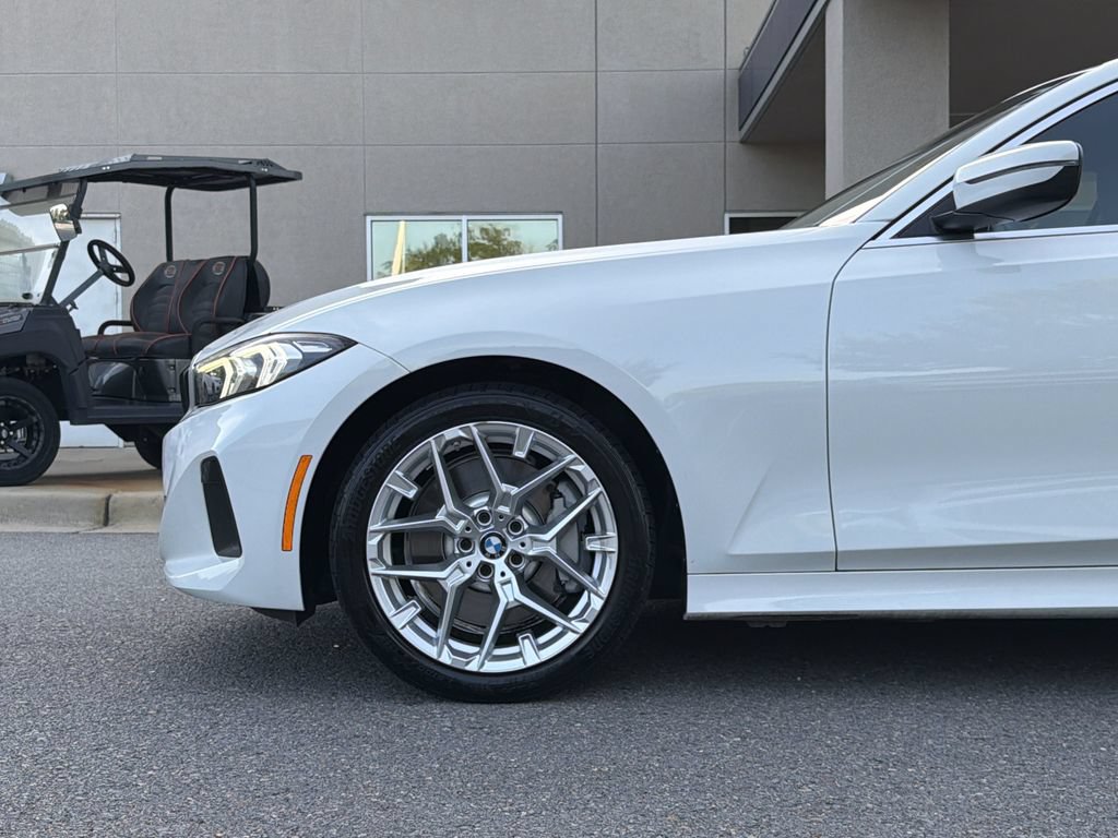 Used 2025 BMW 330i Sedan RWD image 9