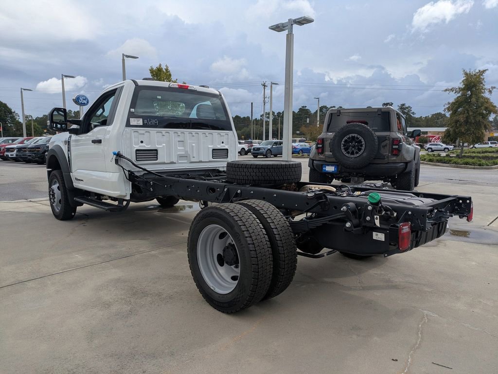 New 2025 Ford F550 4x4 Regular Cab Super Duty image 7