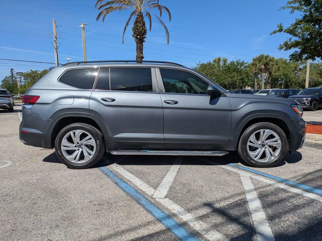 Certified 2023 Volkswagen Atlas SE w/ Panoramic Sunroof Package FWD image 7