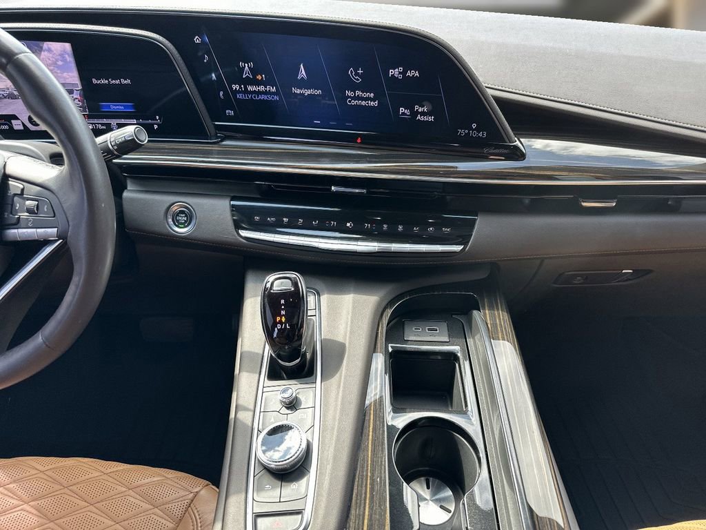 Certified 2023 Cadillac Escalade Sport w/ LPO, ONYX Package image 9