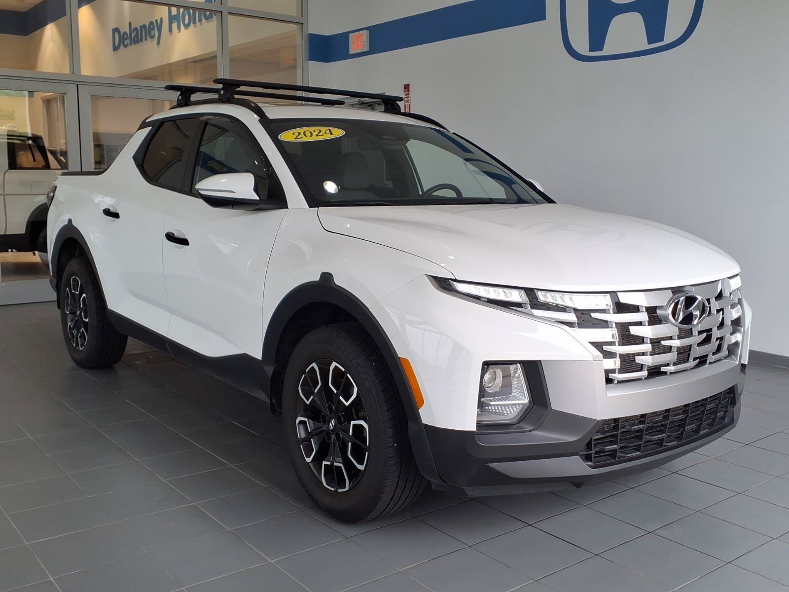 Used 2023 Hyundai Santa Cruz SEL w/ Activity Package