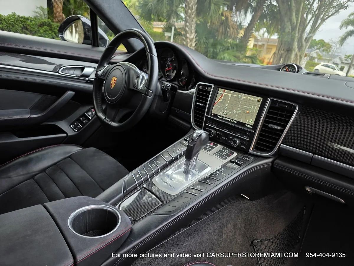 Used 2016 Porsche Panamera GTS image 10