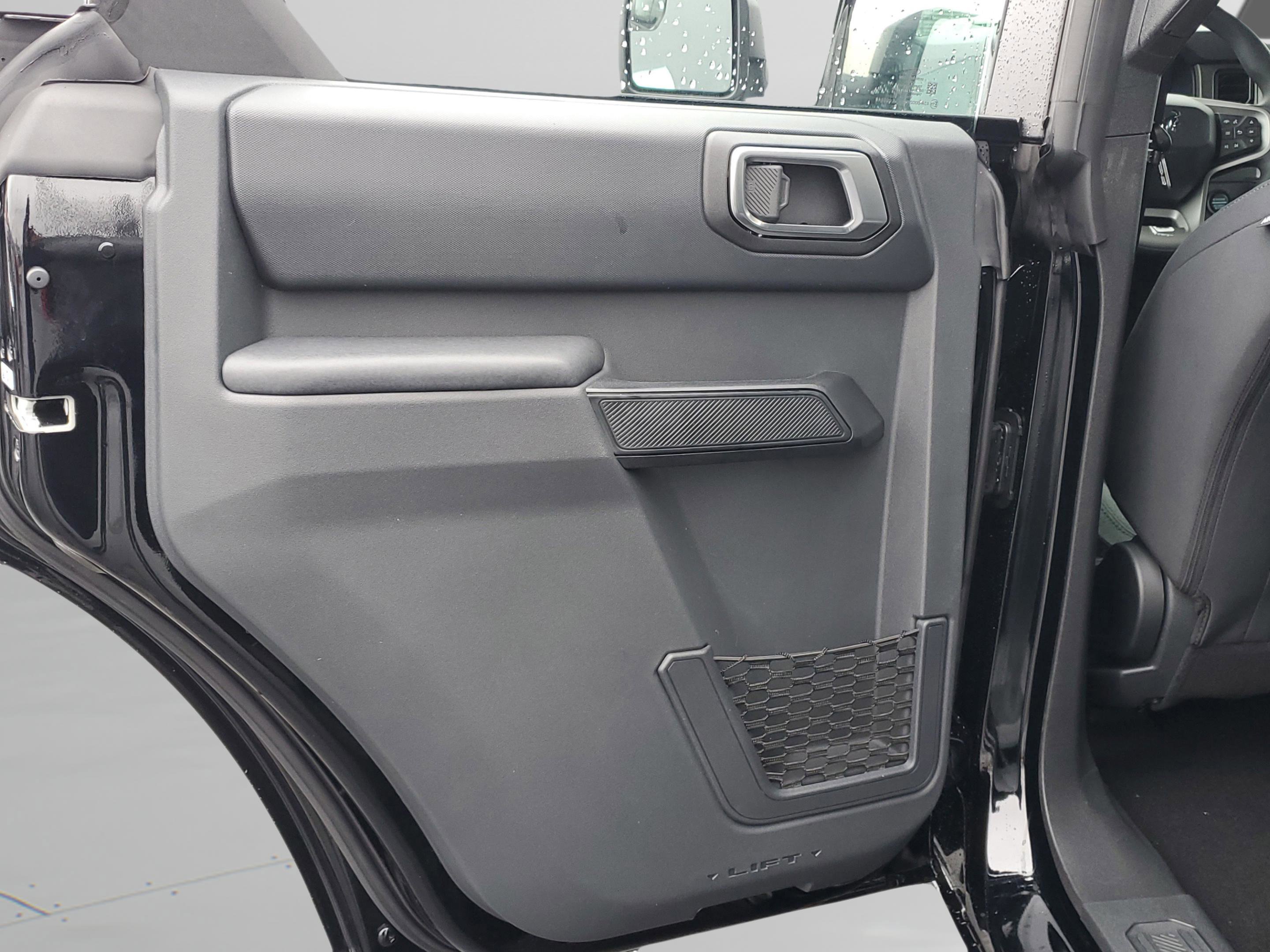 New 2025 Ford Bronco 4-Door image 26