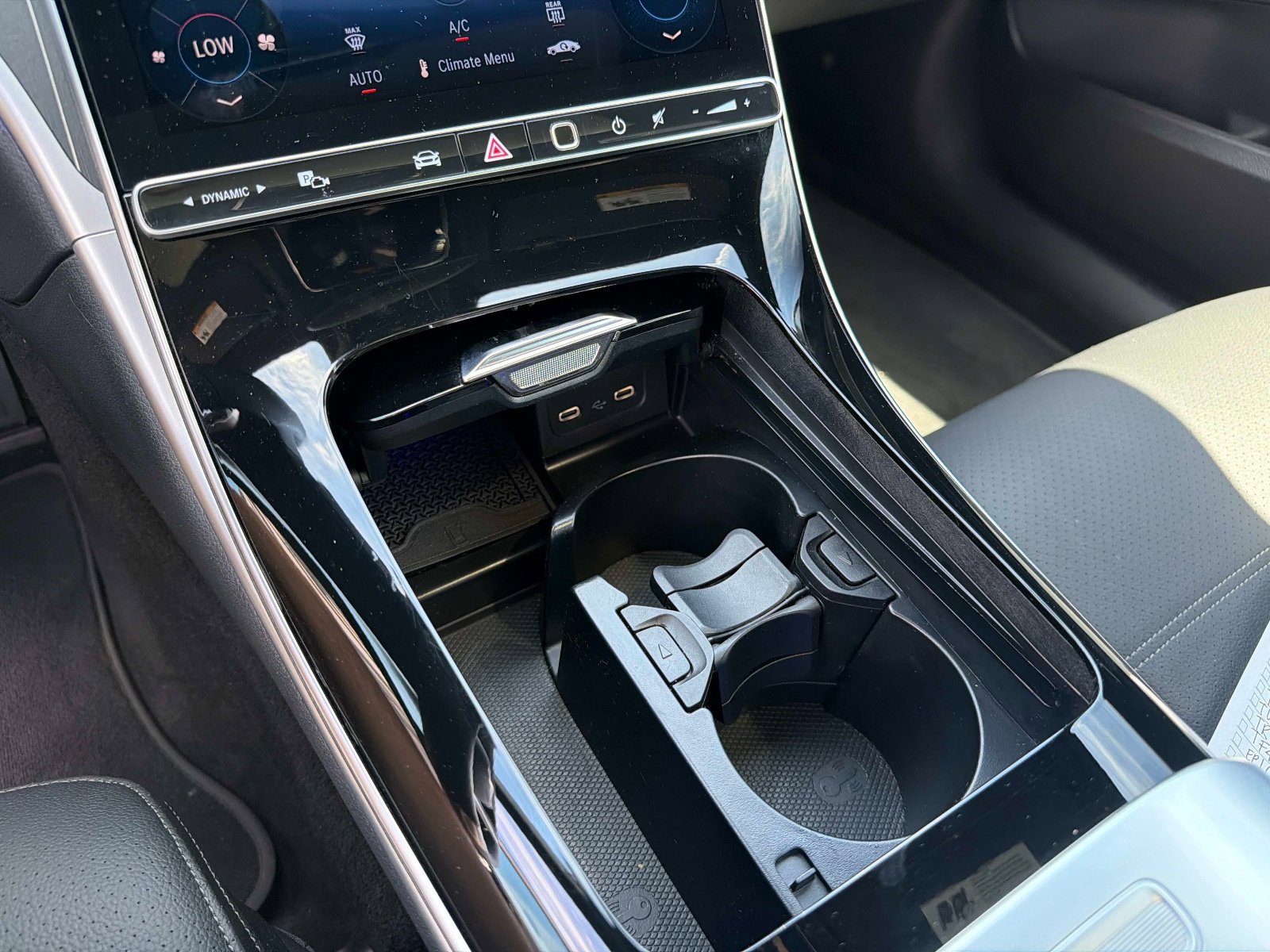 Used 2026 Mercedes-Benz C 300 Sedan image 22