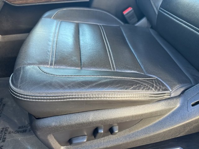 Used 2018 GMC Sierra 3500 Denali w/ Duramax Plus Package image 17