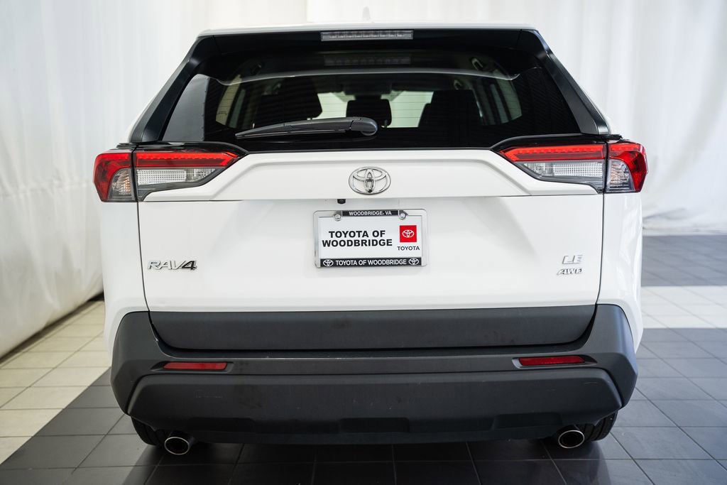 Used 2024 Toyota RAV4 LE image 5