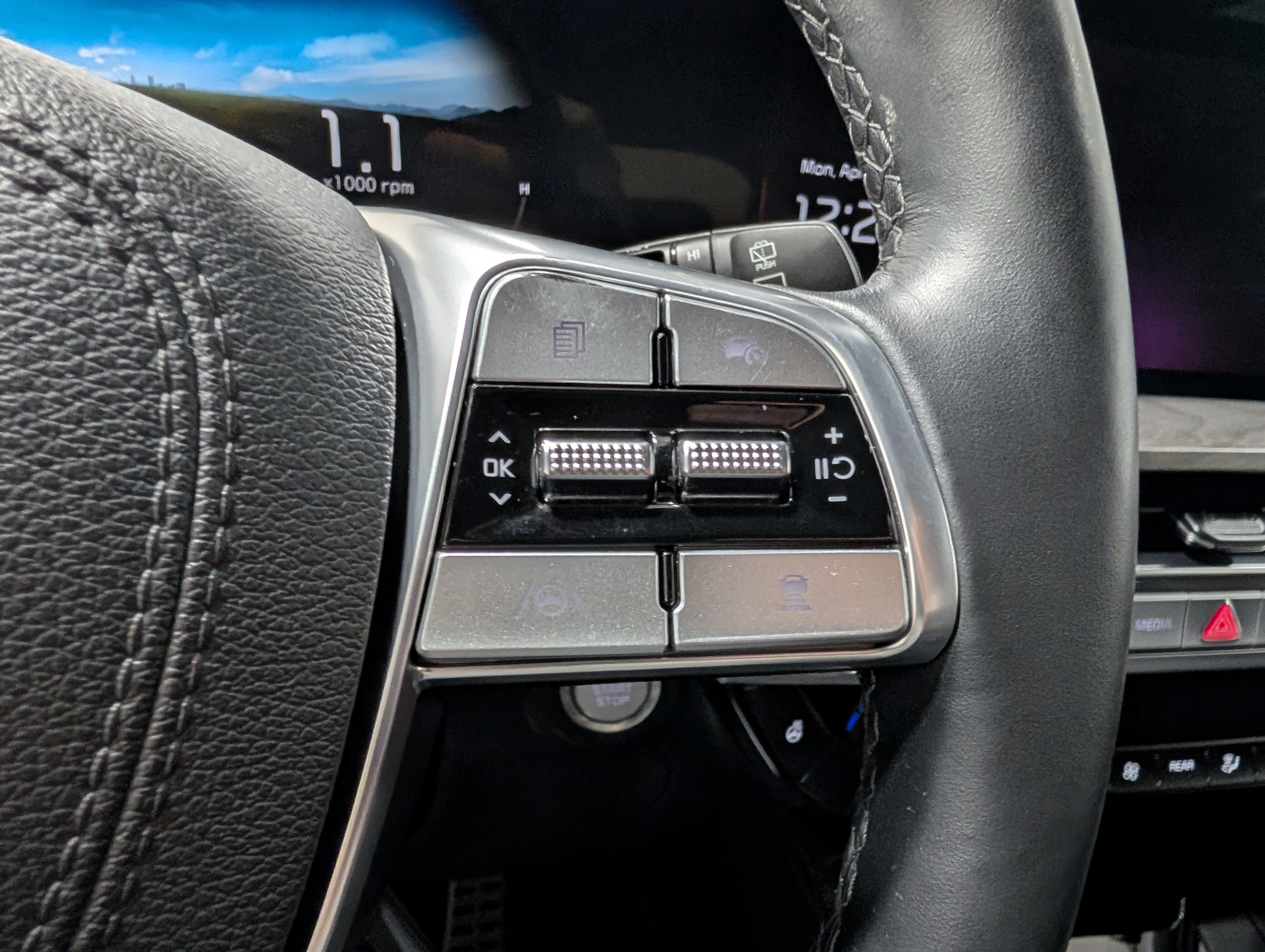 Used 2024 Kia Telluride SX X-Pro AWD/4WD image 22
