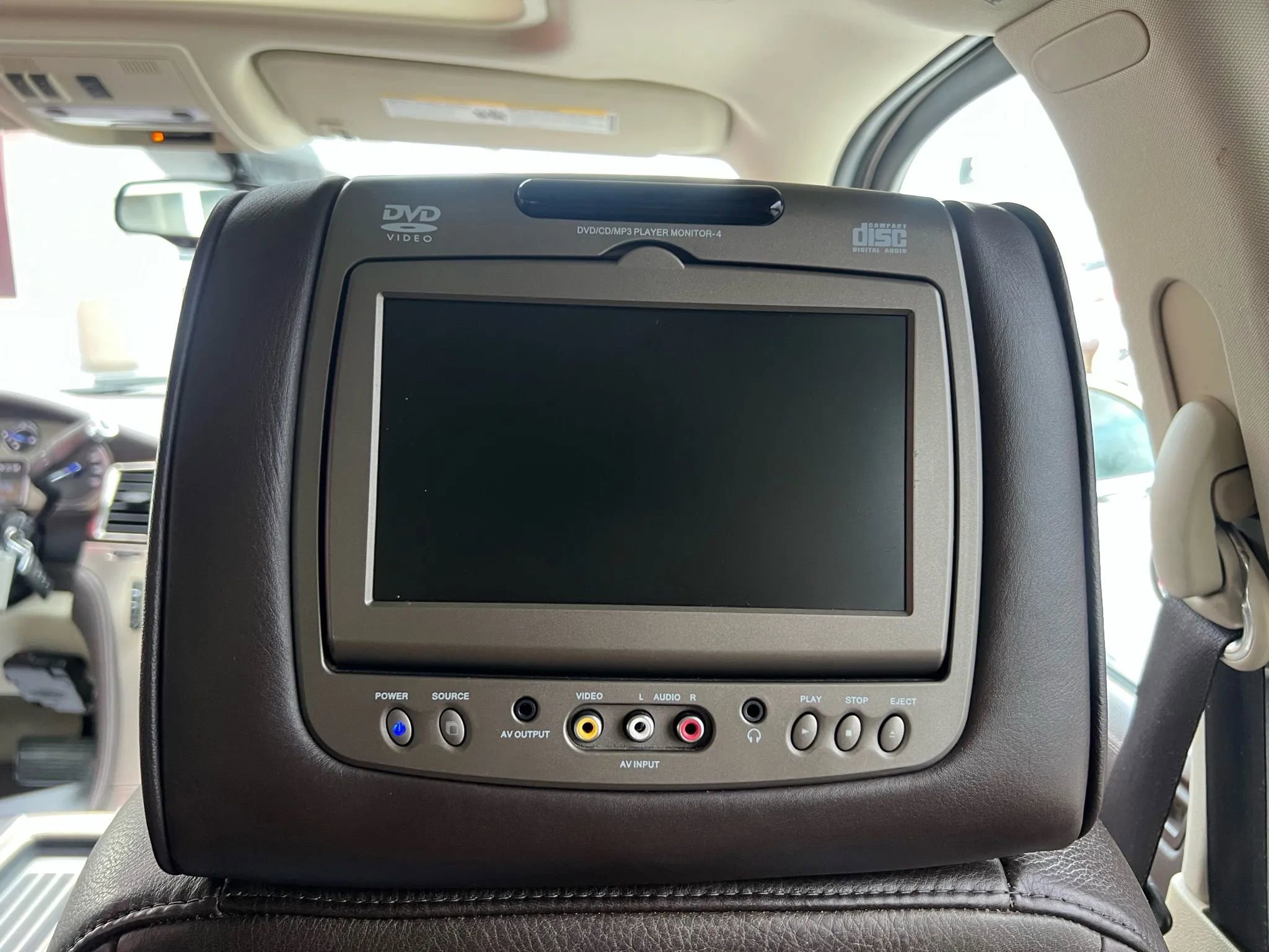 Used 2010 Cadillac Escalade Platinum image 22