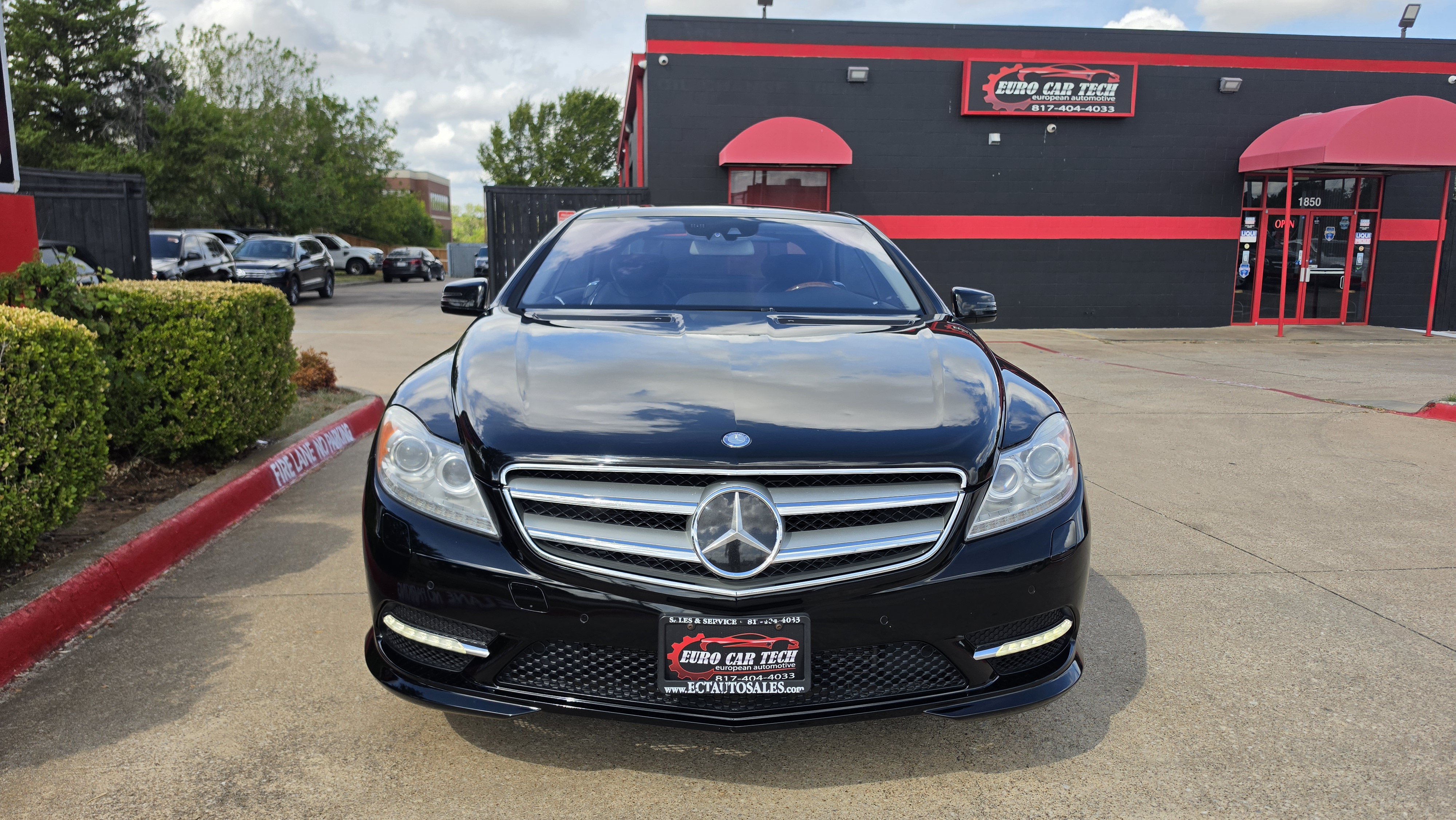Used 2012 Mercedes-Benz CL 550 4MATIC w/ Sport Pkg image 5