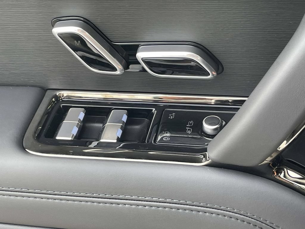 New 2026 Land Rover Range Rover Sport Dynamic SE AWD/4WD image 34