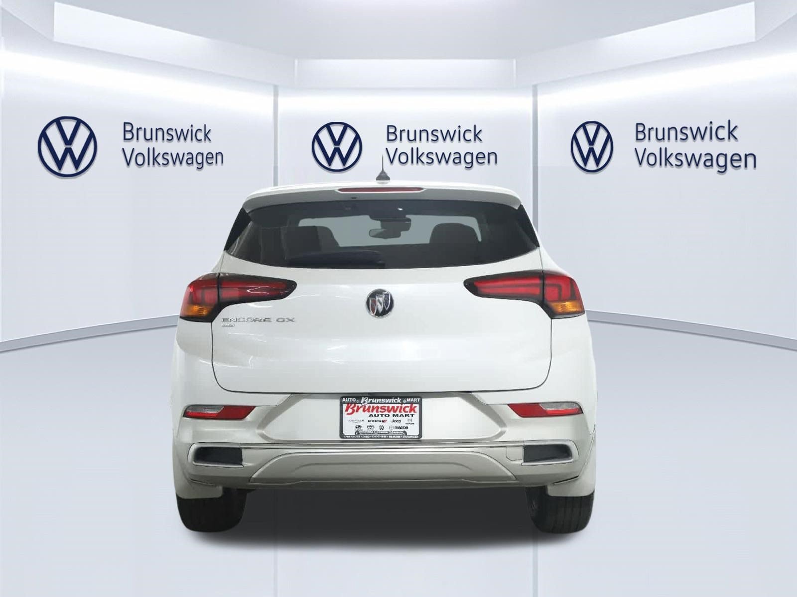 Used 2020 Buick Encore GX Preferred w/ Cold Weather Comfort Package AWD/4WD image 41