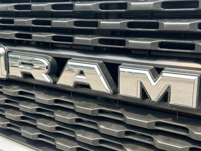 Used 2024 RAM 2500 Big Horn w/ Sport Appearance Package AWD/4WD image 9