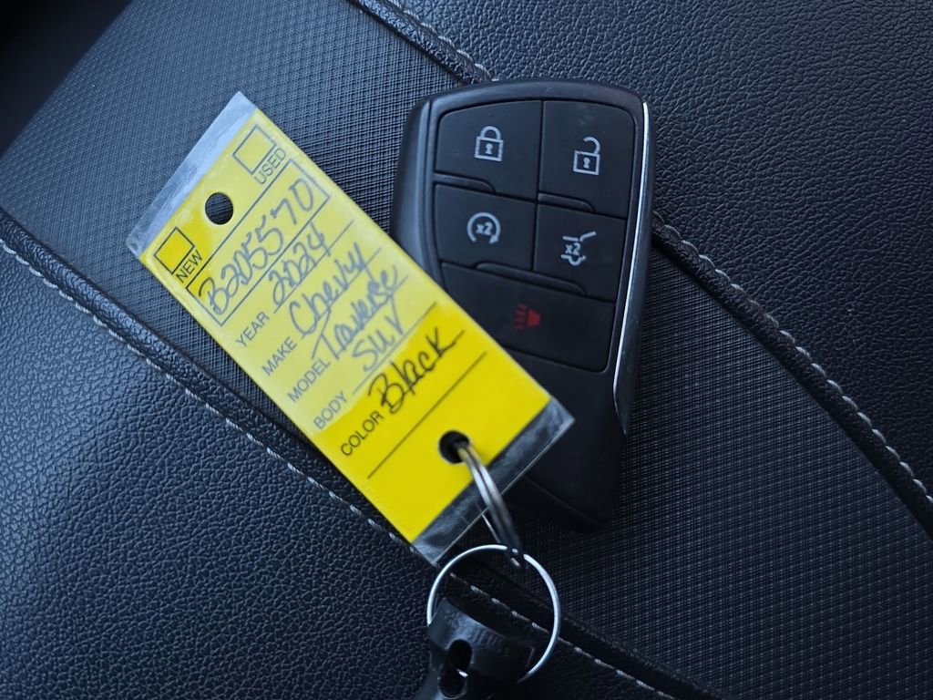 Used 2024 Chevrolet Traverse RS w/ LPO, Floor Liner Package FWD image 22