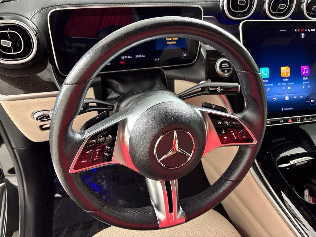 Used 2025 Mercedes-Benz GLC 300 image 30