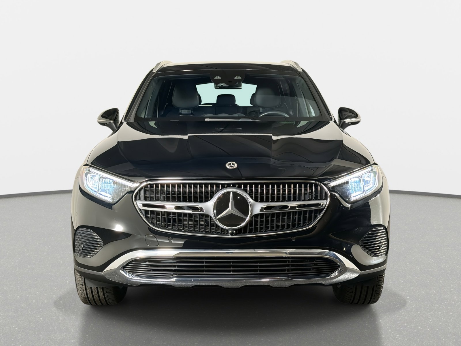 Used 2025 Mercedes-Benz GLC 300 4MATIC image 8