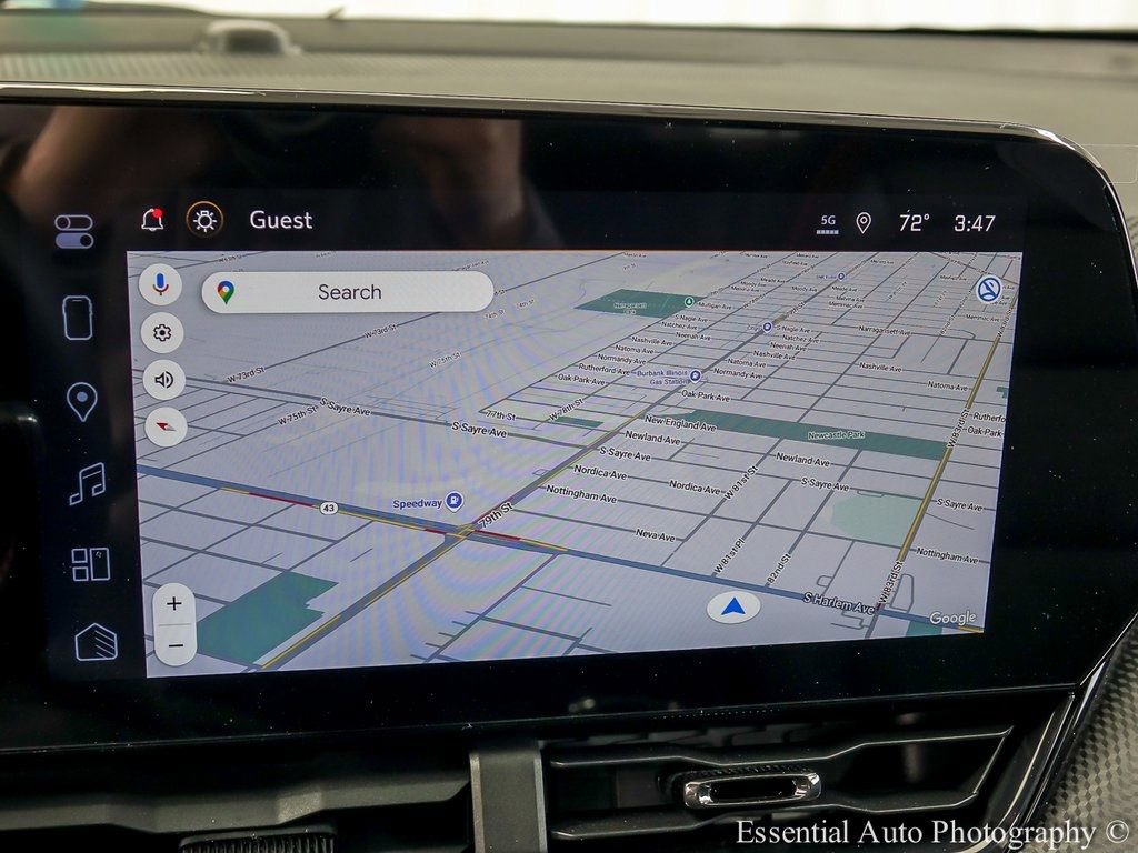 New 2026 Chevrolet Equinox RS w/ LPO, Floor Liner Package image 16