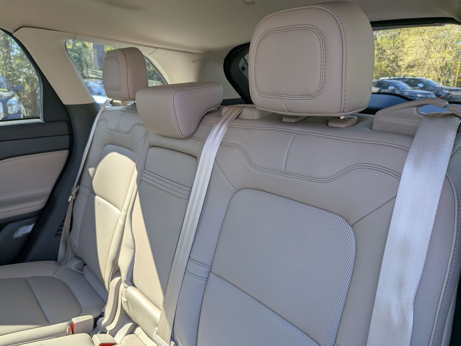 Used 2023 Lincoln Corsair FWD w/ Equipment Group 101A image 31