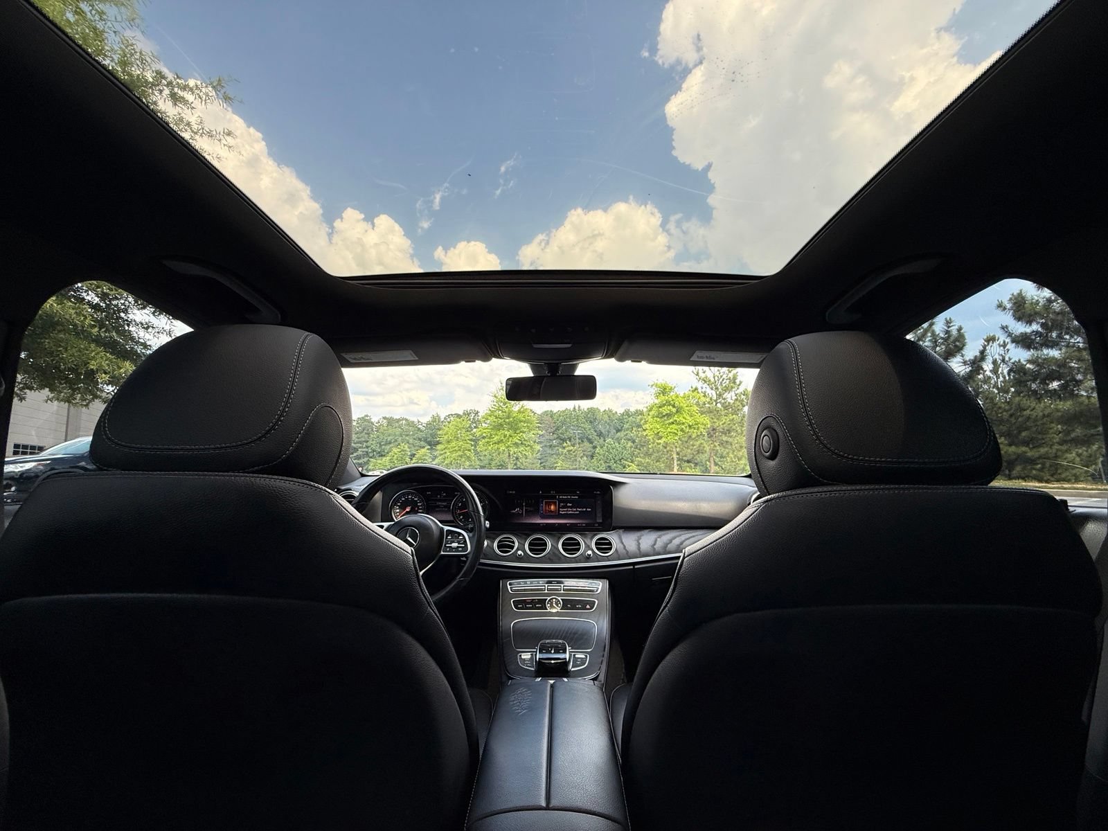 Used 2019 Mercedes-Benz E 300 4MATIC image 35