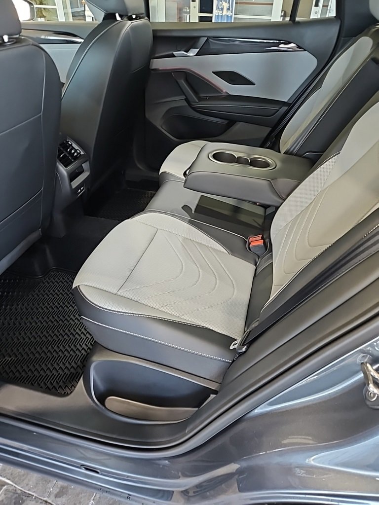 New 2026 Volkswagen Tiguan SE R-Line image 23