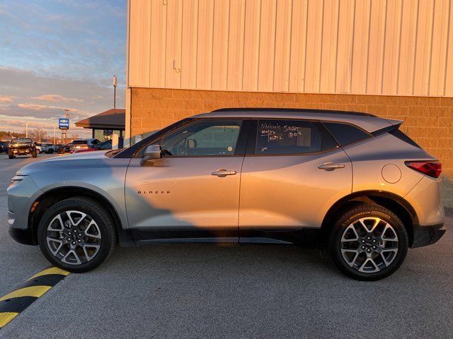 Used 2025 Chevrolet Blazer RS image 8