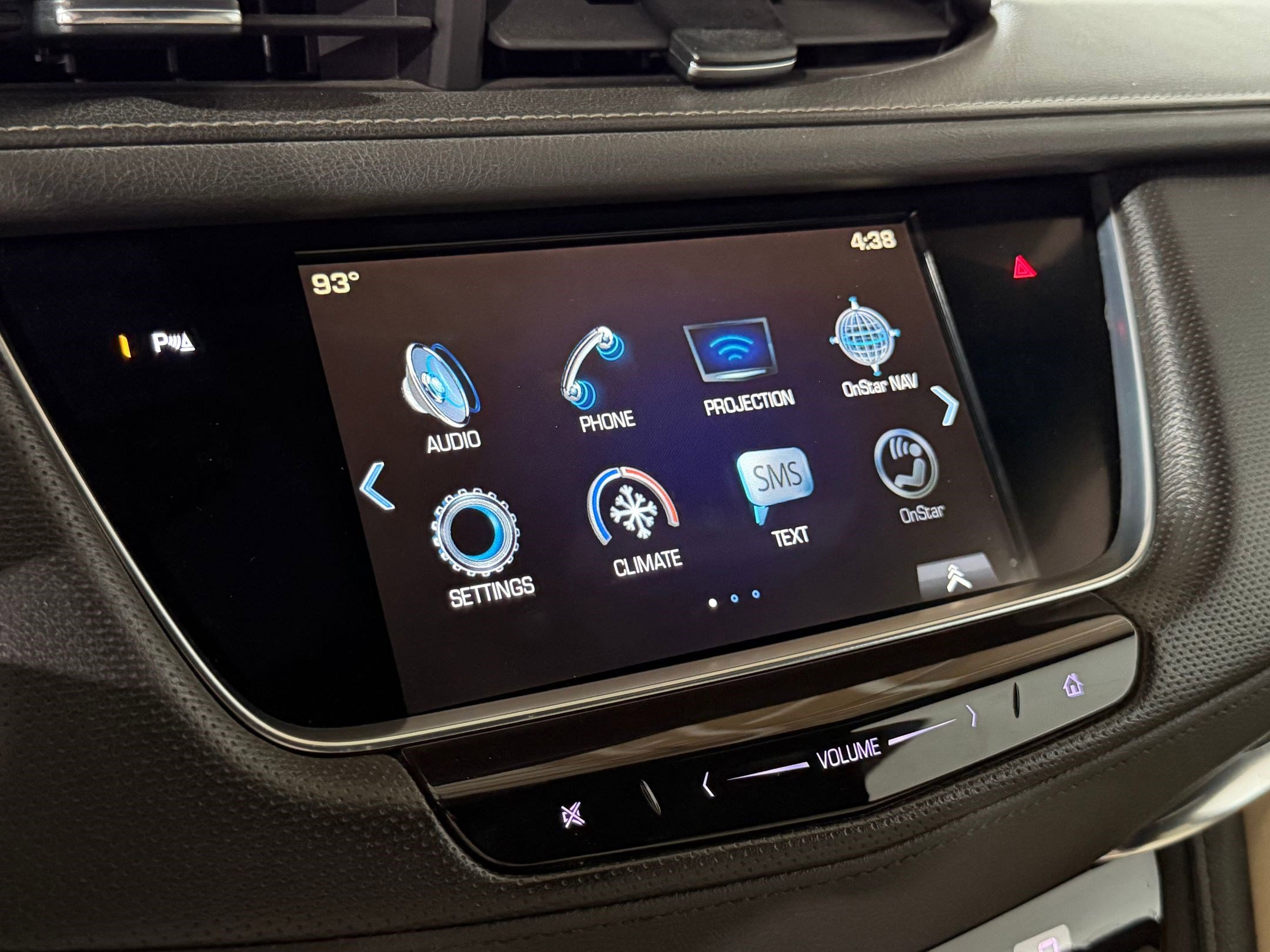 Used 2018 Cadillac XT5 FWD image 28