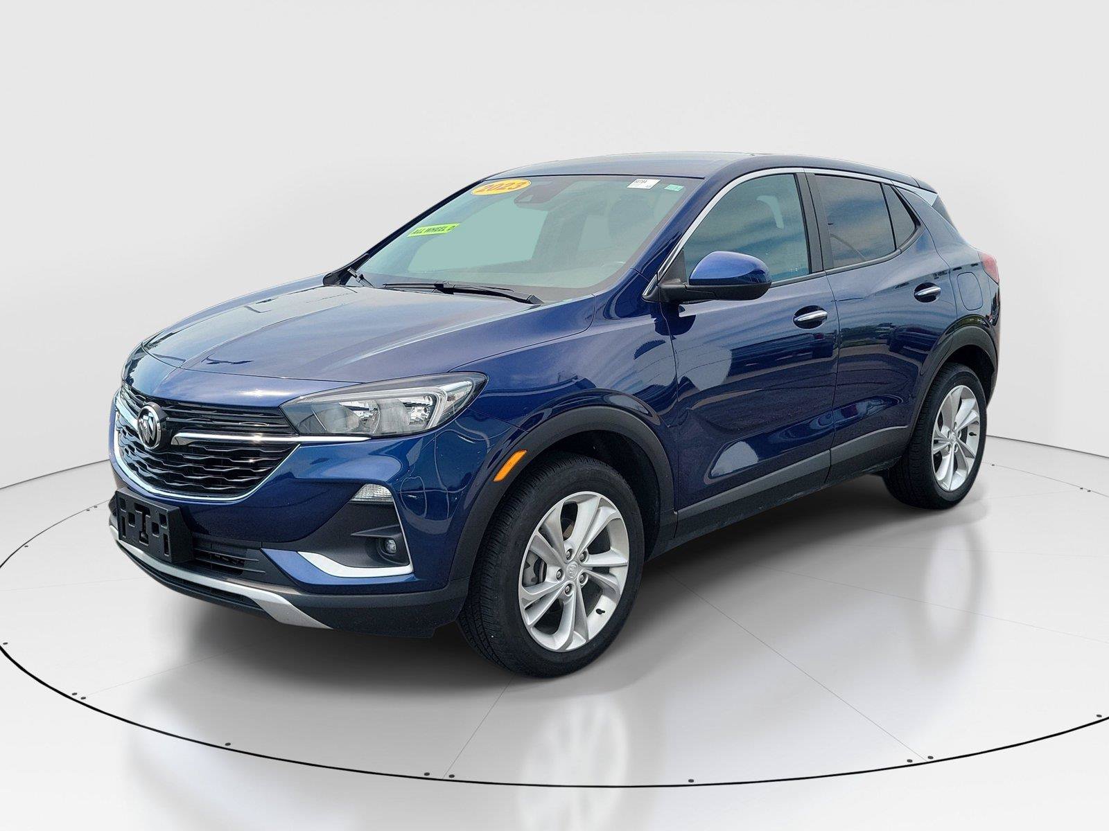 Used 2023 Buick Encore GX Preferred w/ Cold Weather Comfort Package AWD/4WD image 2