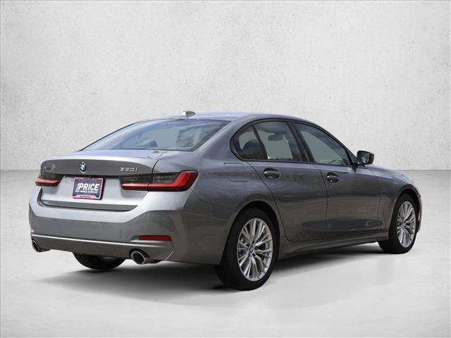 Used 2023 BMW 330i xDrive Sedan w/ Driving Assistance Package AWD/4WD image 5