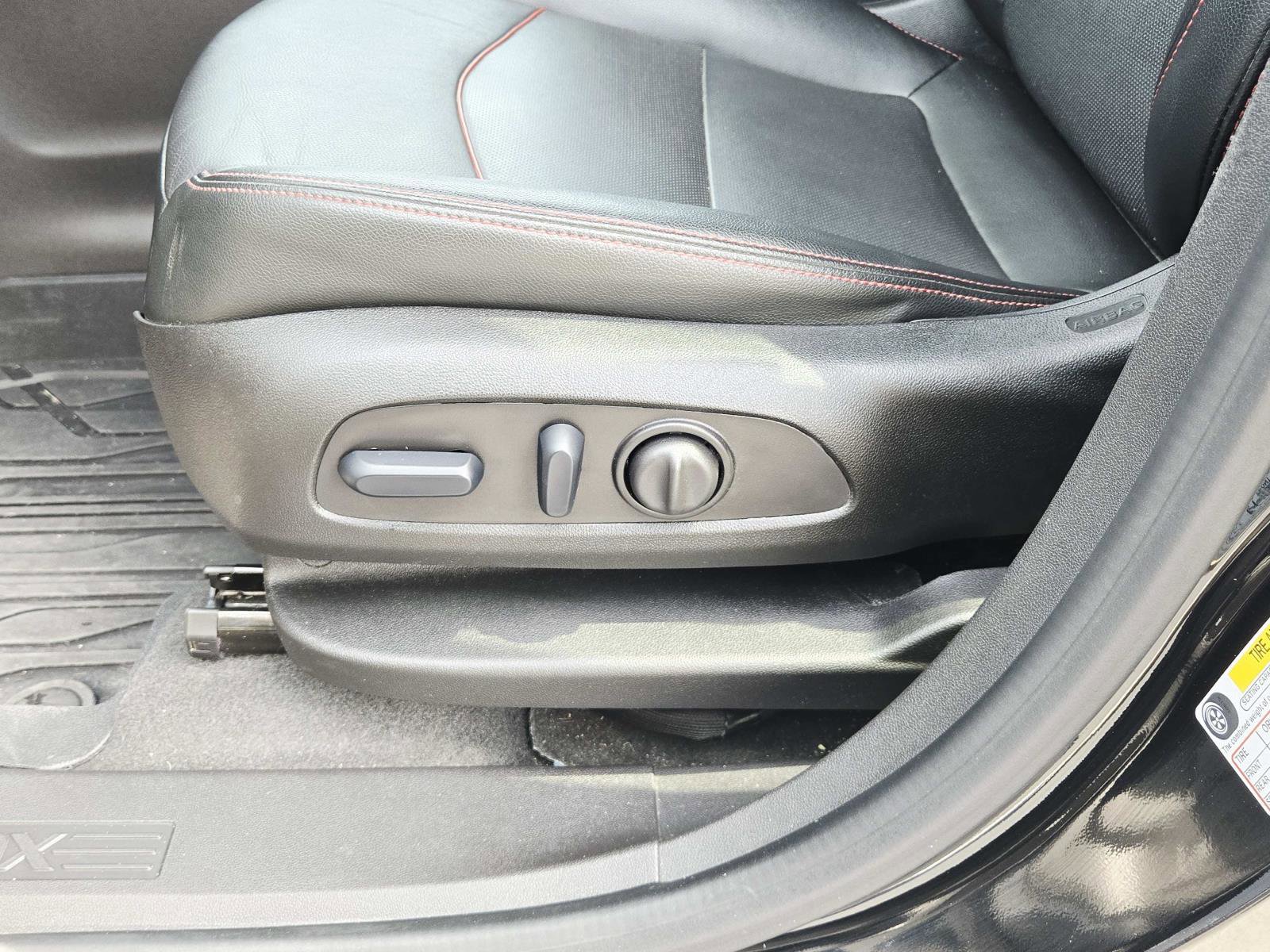 Used 2024 Chevrolet Equinox RS w/ RS Leather Package image 41