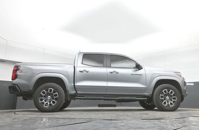Used 2023 Chevrolet Colorado Z71 w/ Z71 Convenience Package 2 image 34