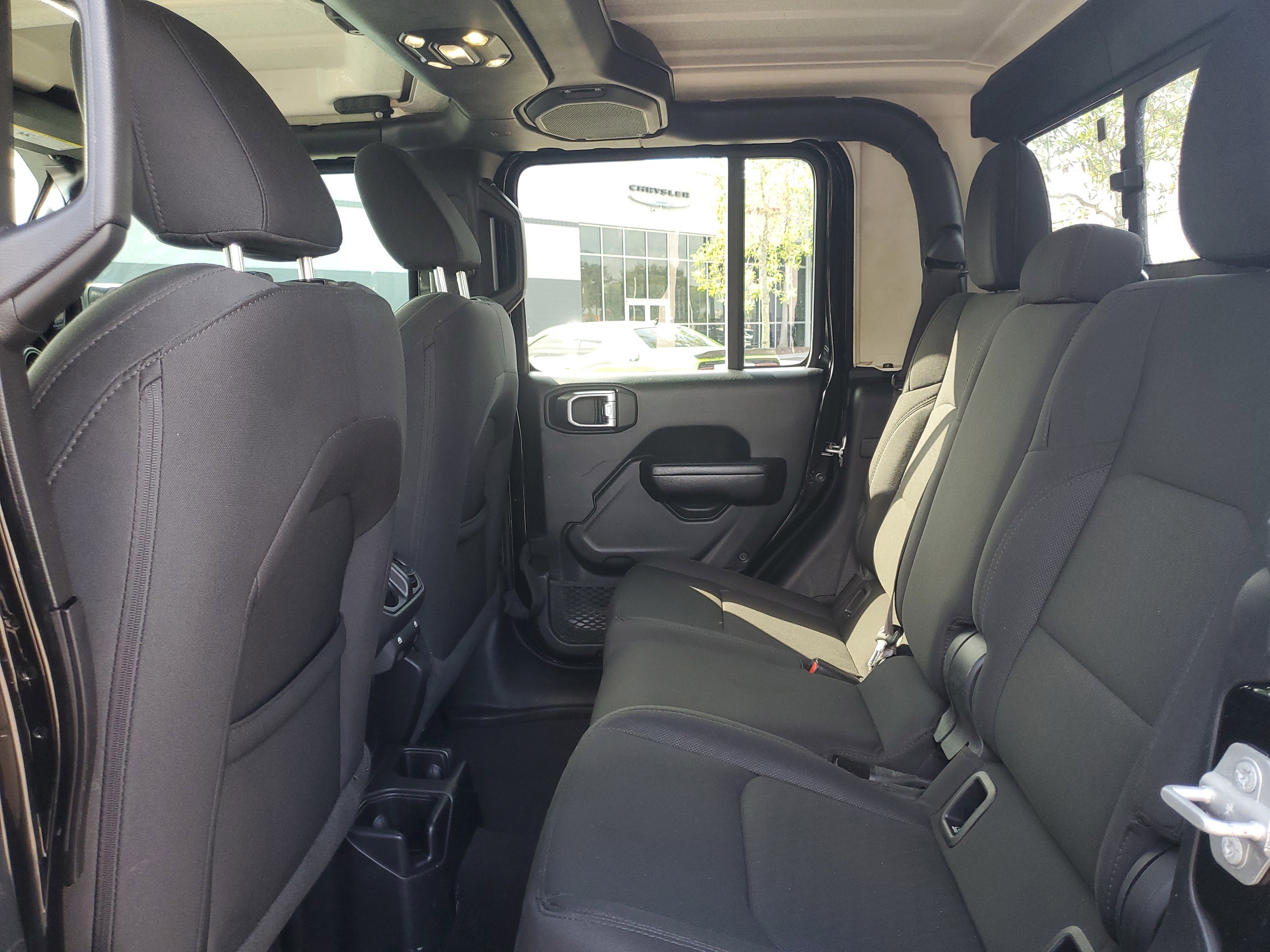 Used 2021 Jeep Gladiator Sport AWD/4WD image 11