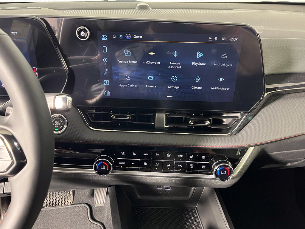 New 2027 Chevrolet Equinox RS w/ Convenience Package III FWD image 17